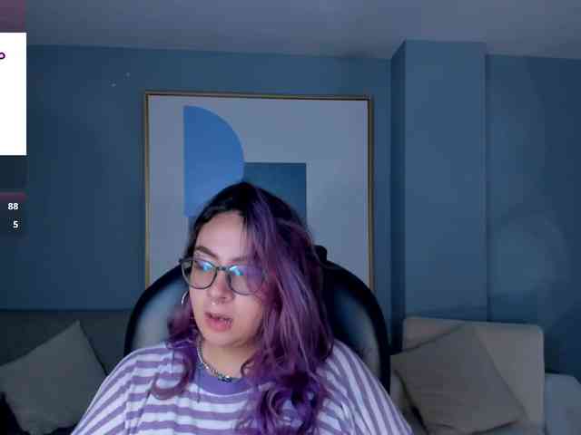 LoiseHarper webcam