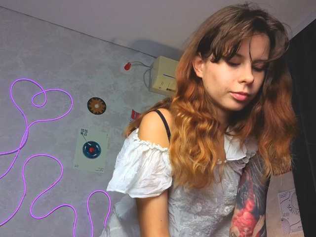 GirlNextDoorTV