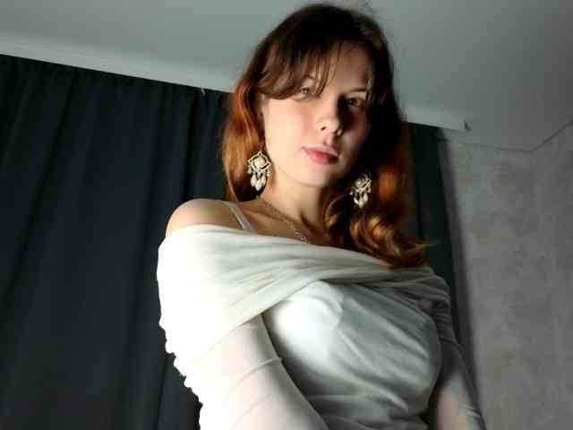 Model: GirlNextDoorTV
