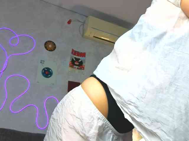 GirlNextDoorTV