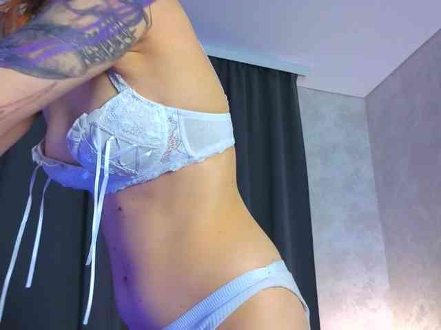 Model: GirlNextDoorTV