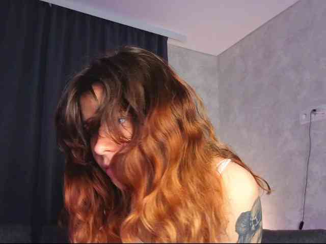 Model: GirlNextDoorTV