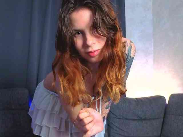 GirlNextDoorTV webcam