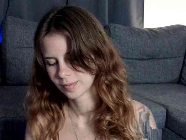 Model: GirlNextDoorTV