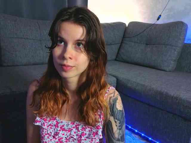 Model: GirlNextDoorTV
