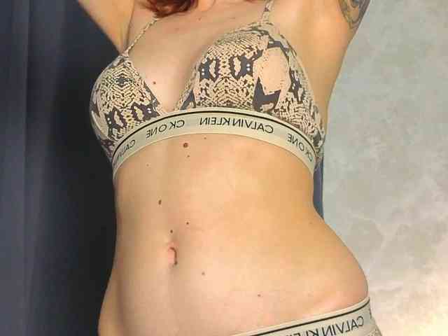 Model: GirlNextDoorTV
