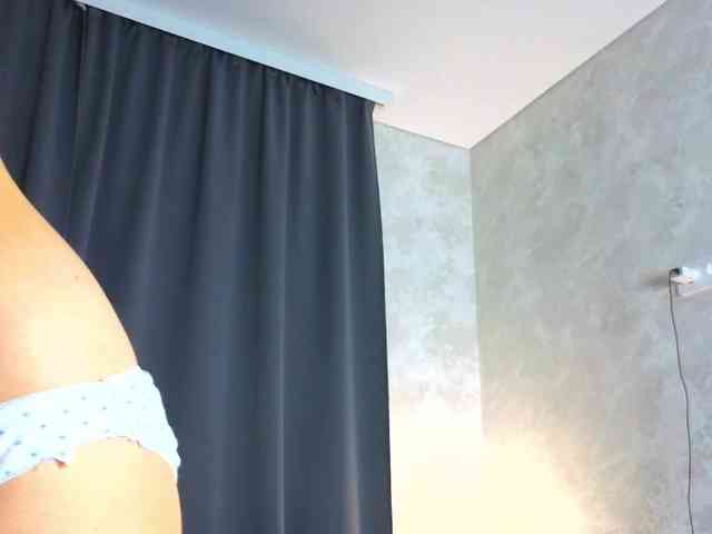 GirlNextDoorTV webcam
