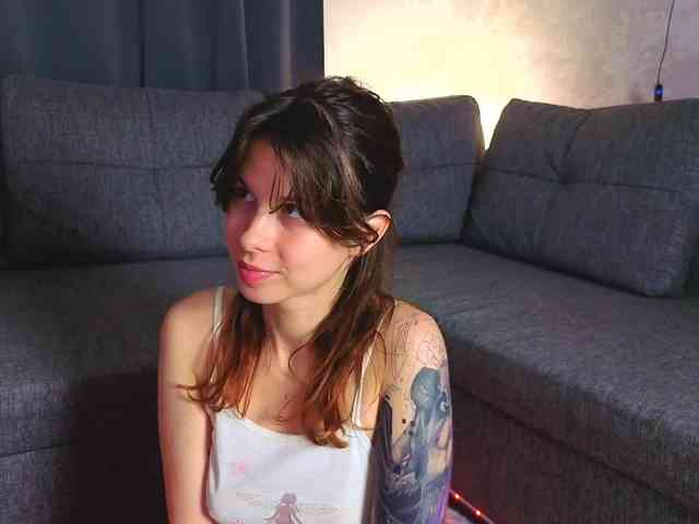 GirlNextDoorTV