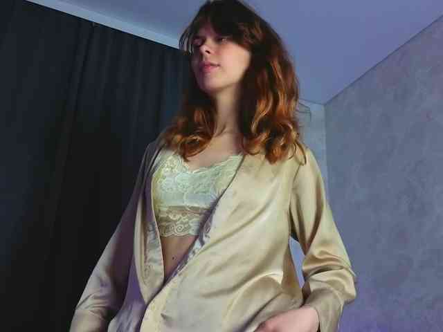 Model: GirlNextDoorTV