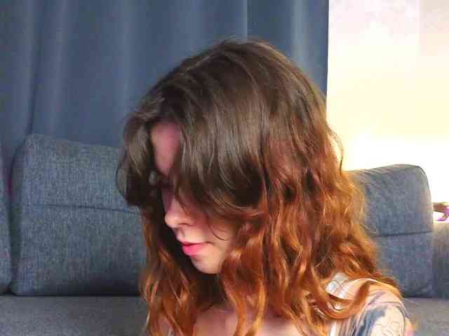GirlNextDoorTV webcam