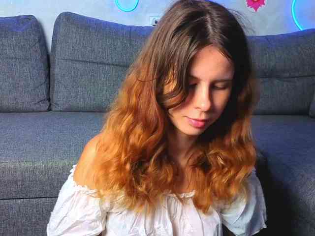 Model: GirlNextDoorTV