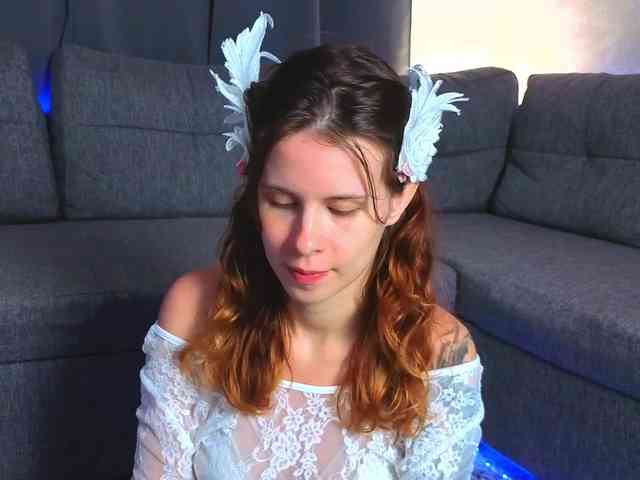 Model: GirlNextDoorTV