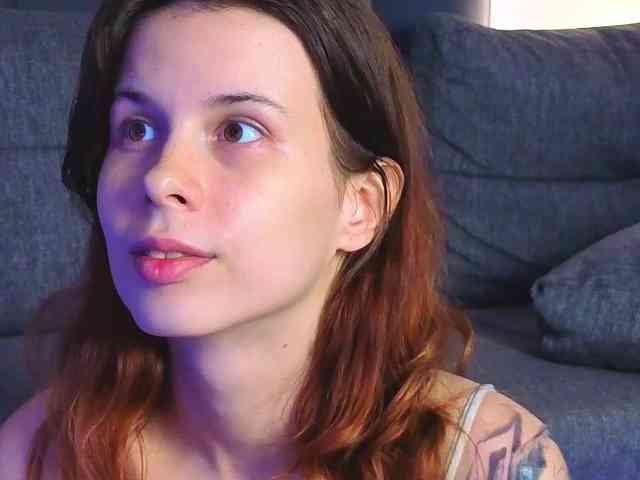 GirlNextDoorTV webcam