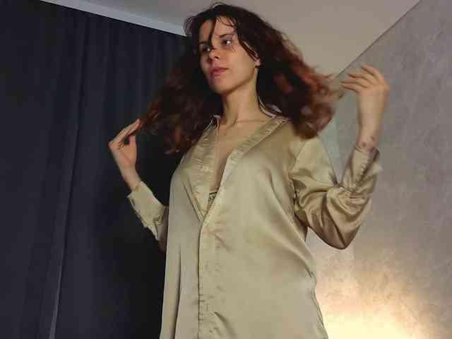 Model: GirlNextDoorTV