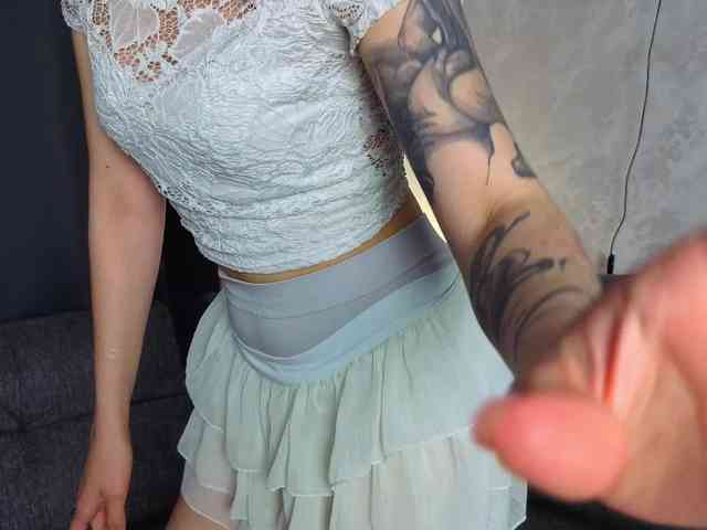 Model: GirlNextDoorTV