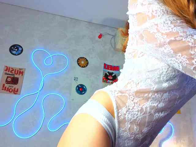 Model: GirlNextDoorTV