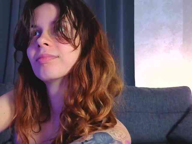 Model: GirlNextDoorTV