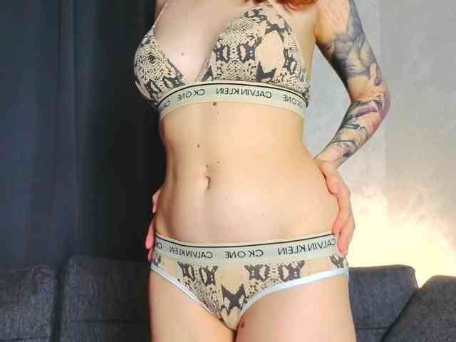 Model: GirlNextDoorTV