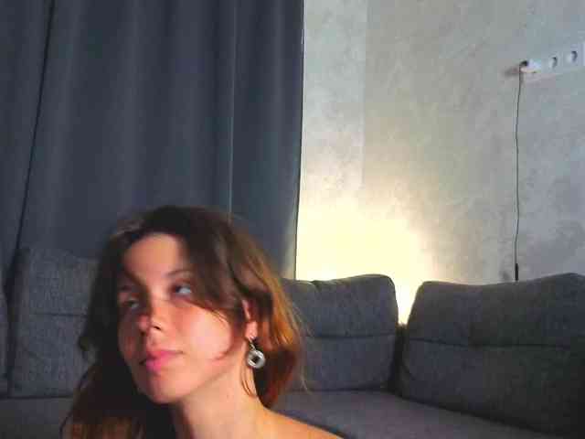 Model: GirlNextDoorTV