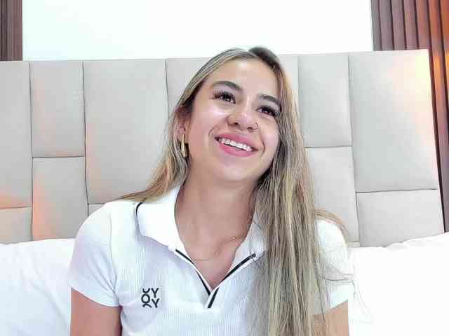Modelo: ArianaGreenblath