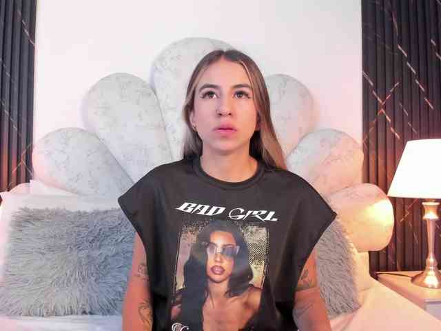 ArianaGreenblath webcam