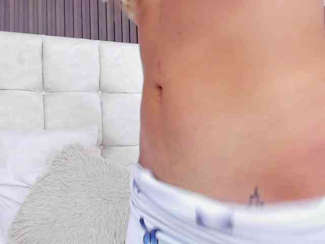 ArianaGreenblath webcam