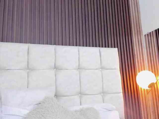 ArianaGreenblath webcam