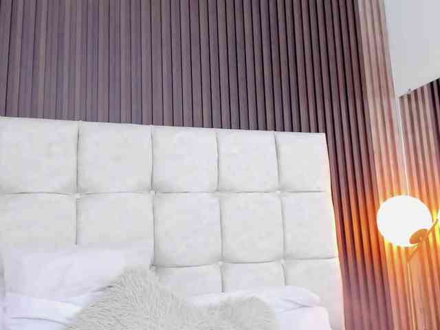 ArianaGreenblath webcam