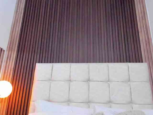 ArianaGreenblath webcam