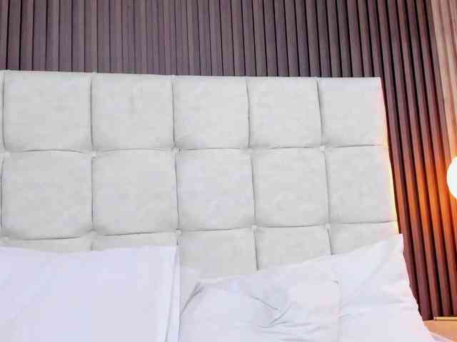 ArianaGreenblath webcam