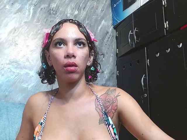 Angieestefany2026 webcam