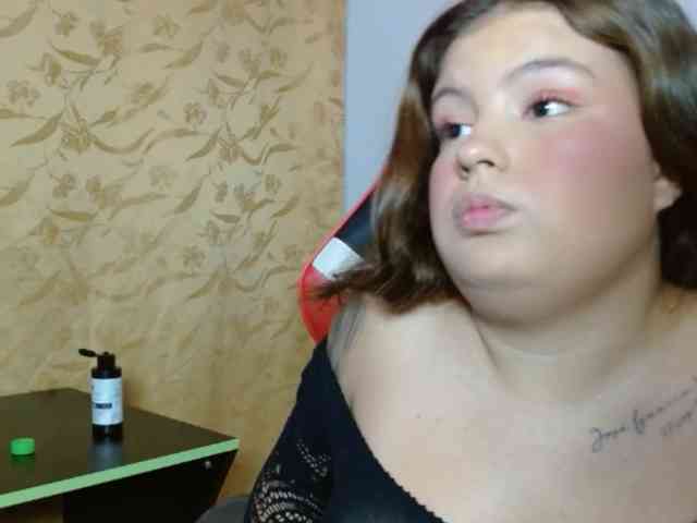 Ladycharlottex webcam