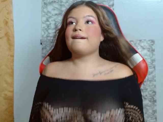 Ladycharlottex webcam
