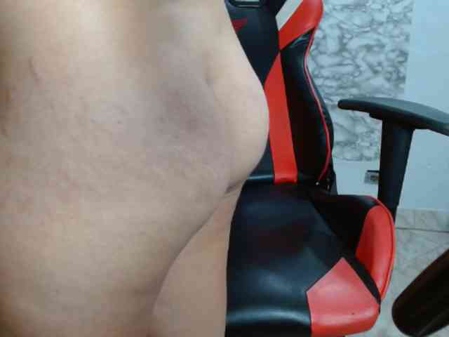Ladycharlottex webcam