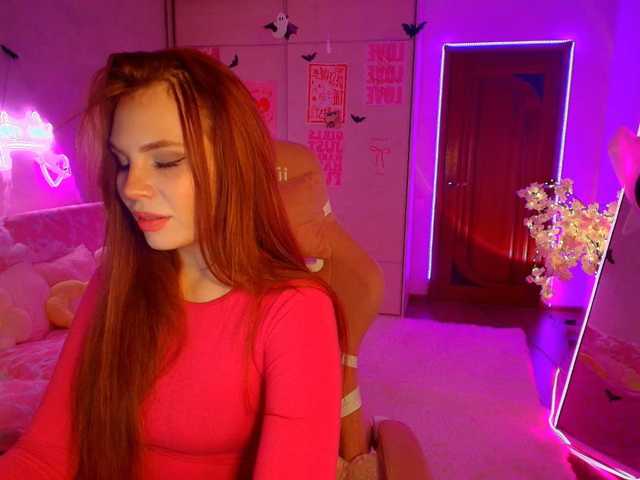 kira2681 live cam on BongaCams