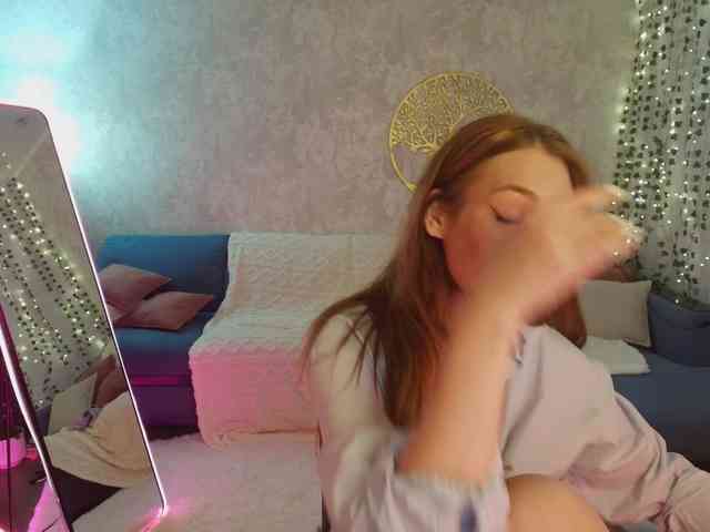 kira2681 webcam