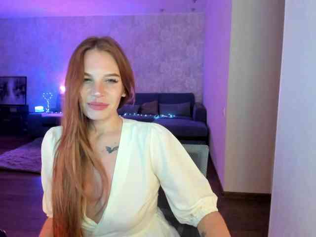 kira2681 Sex Cam Show