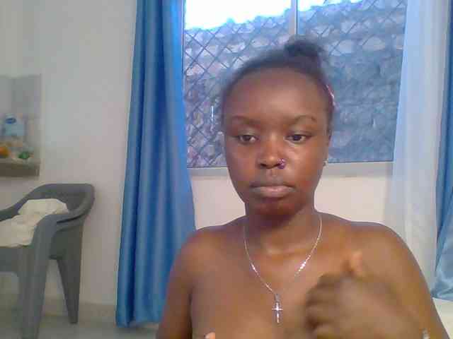 BubblyAngels webcam
