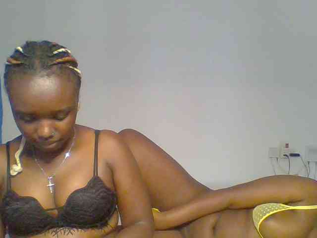 BubblyAngels webcam