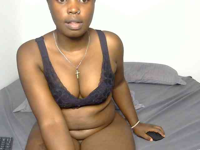 BubblyAngels webcam
