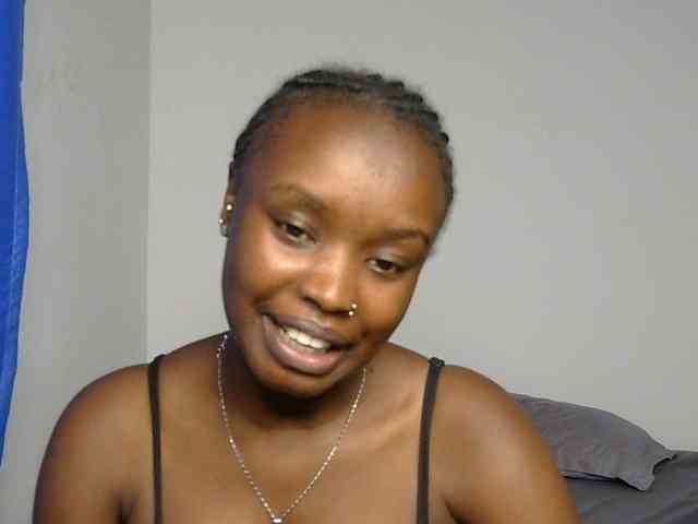 BubblyAngels webcam