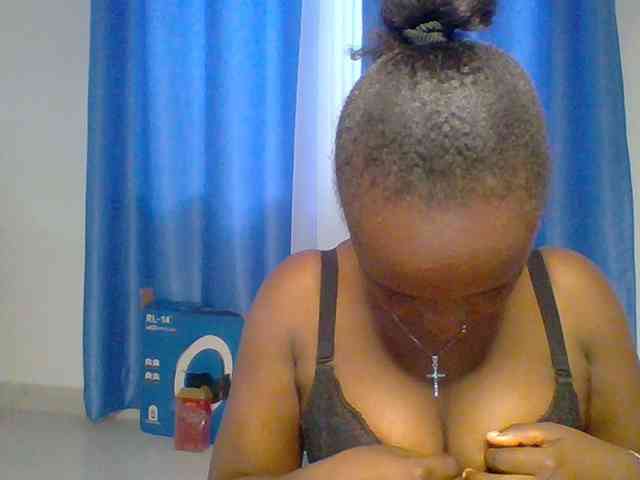 BubblyAngels webcam