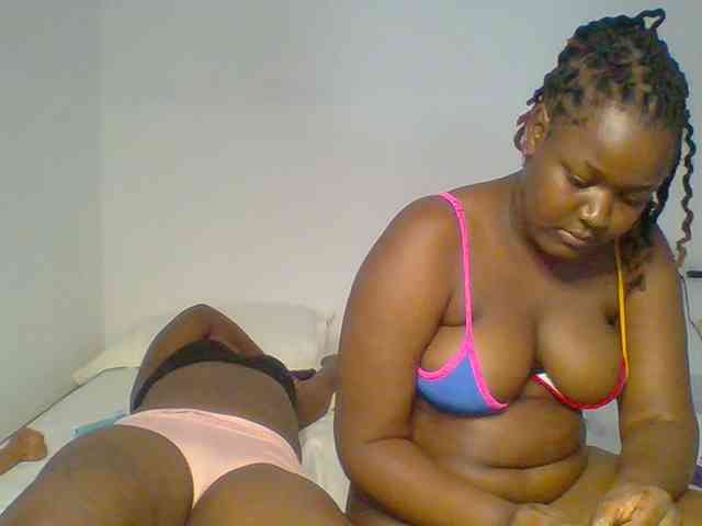 BubblyAngels webcam