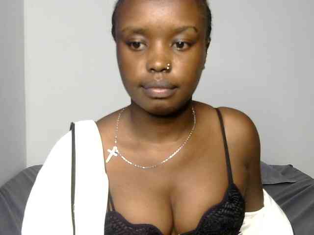 BubblyAngels webcam
