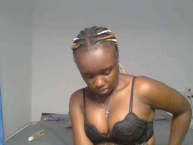 BubblyAngels webcam