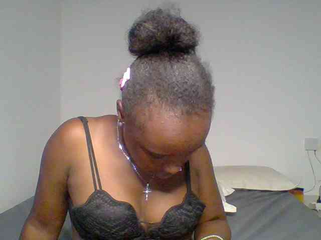 BubblyAngels webcam