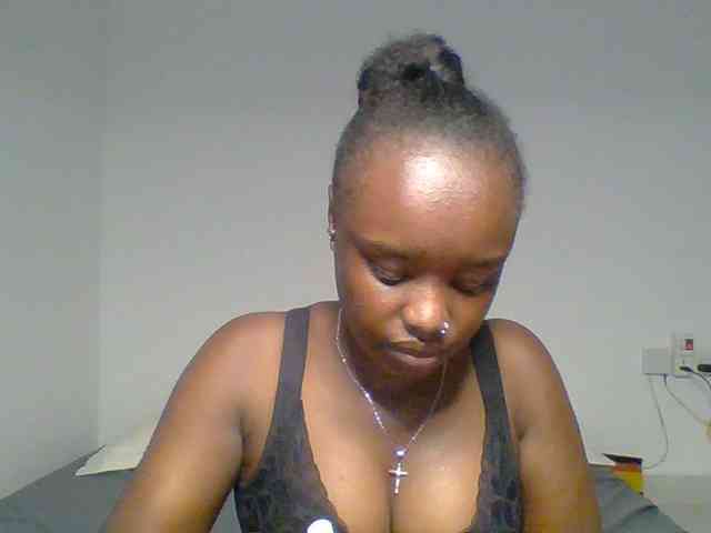 BubblyAngels webcam