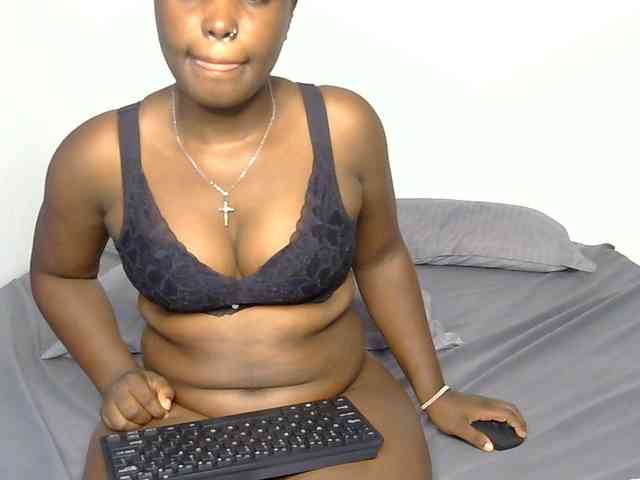 BubblyAngels webcam