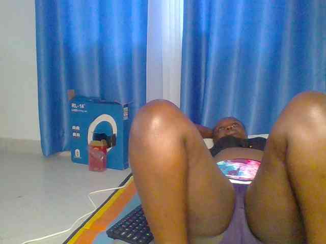 BubblyAngels webcam