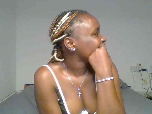 BubblyAngels webcam